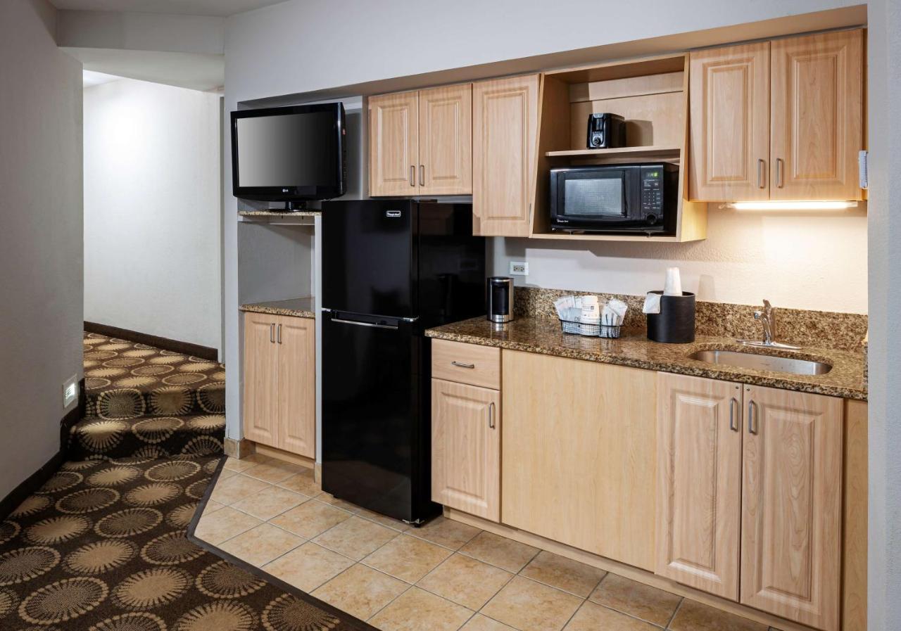 Best Western New Smyrna Beach Hotel & Suites מראה חיצוני תמונה