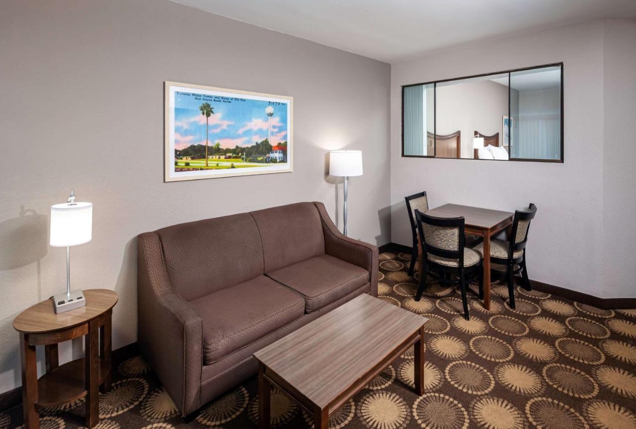 Best Western New Smyrna Beach Hotel & Suites מראה חיצוני תמונה